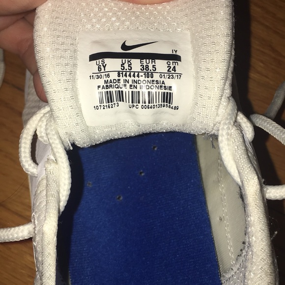 Air Max Thea (GS) 6Y White/Metallic Silver - Picture 5 of 5